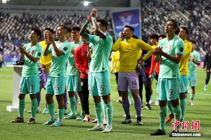 坚决打击腐败与假赌黑，中国足协祭出裁判升降