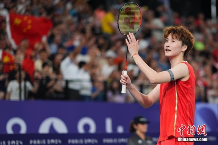 巴黎奥运国羽内战：雅思晋级半决赛，图欧组合