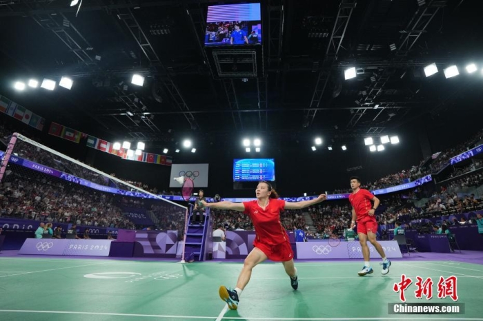 巴黎奥运国羽内战：雅思晋级半决赛，图欧组合
