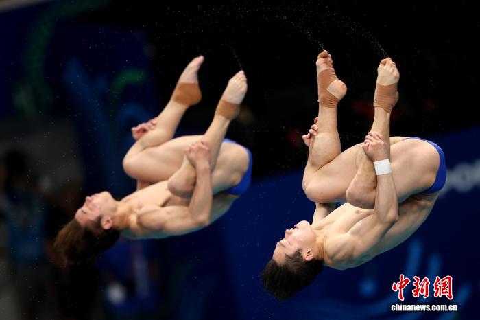 中国跳水双星闪耀世锦赛