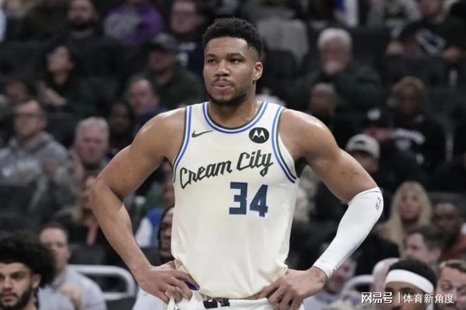 字母哥赛季报销引雄鹿管理层激烈谈判