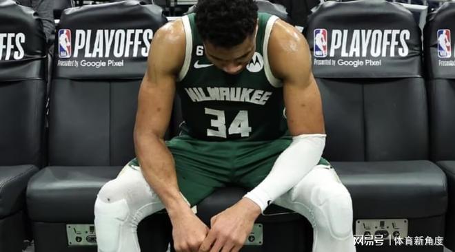 字母哥赛季报销引雄鹿管理层激烈谈判