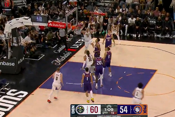 约基奇三双表现助掘金逆转太阳