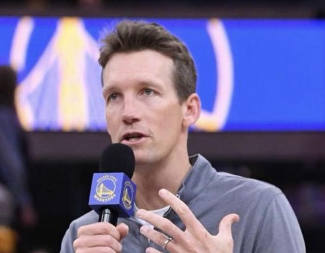 勇士总经理邓利维获队内一致认可完成续约