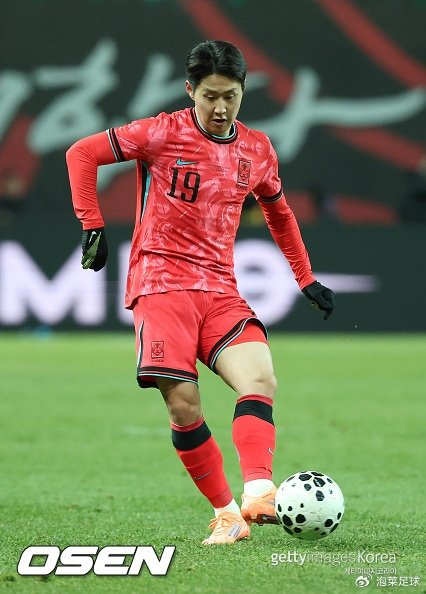 韩国男足伦敦热身备战 李刚仁伤情确认不影响出