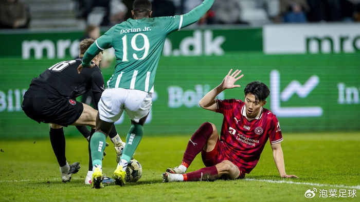 韩国男足伦敦热身备战 李刚仁伤情确认不影响出